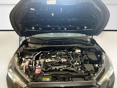 Used 2024 Toyota Corolla Cross AWD Hybrid image 28