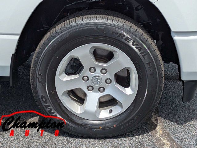 Used 2019 RAM 1500 Big Horn AWD/4WD image 12
