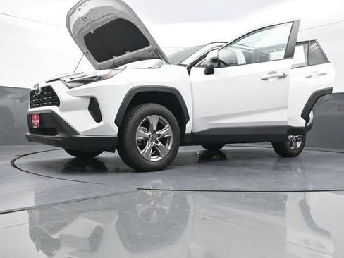 Certified 2025 Toyota RAV4 XLE FWD image 41