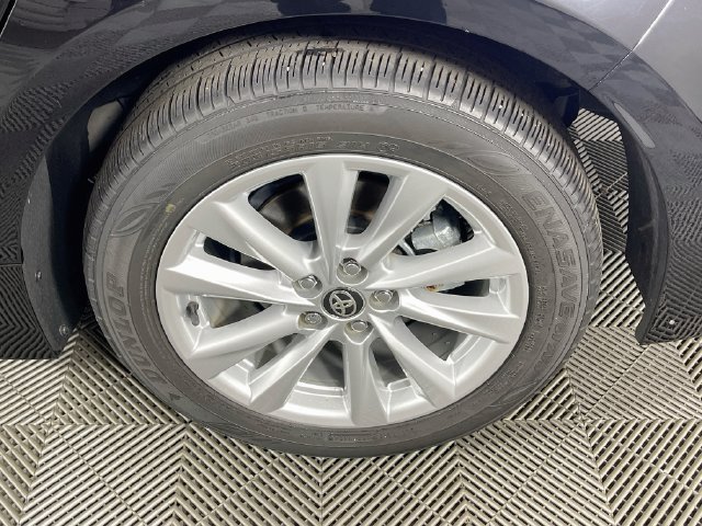 Used 2024 Toyota Corolla XLE FWD image 32