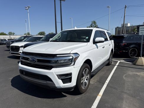 Used 2024 Ford Expedition Max Limited AWD/4WD image 1