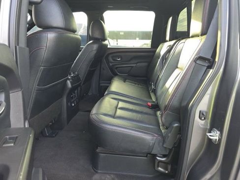 Used 2021 Nissan Titan PRO-4X w/ Pro-4x Convenience Package image 11