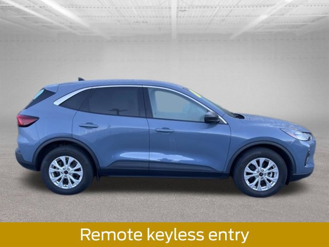 Used 2023 Ford Escape Active w/ Tech Pack #1 AWD/4WD image 10