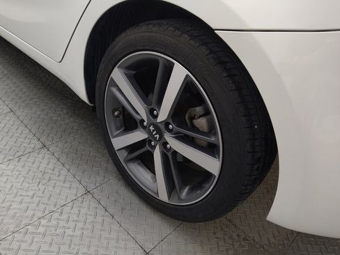 Used 2017 Kia Forte EX FWD image 31