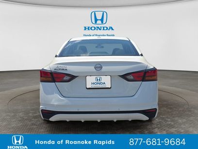 Used 2025 Nissan Altima 2.5 SV