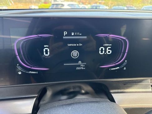 Certified 2023 Kia Sportage EX AWD/4WD image 9