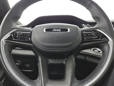 Used 2022 Jeep Grand Cherokee L Overland AWD/4WD image 38