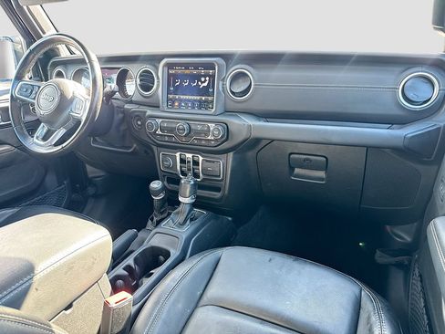 Used 2021 Jeep Gladiator Overland w/ Popular Equipment Package AWD/4WD image 26