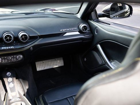 Used 2015 Ferrari F12 Berlinetta RWD image 55