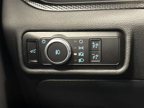 Used 2023 Ford Explorer ST-Line AWD/4WD image 25