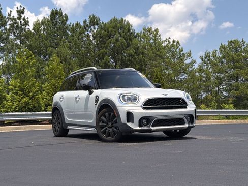 Used 2023 MINI Cooper Countryman S w/ Signature Upholstery Package FWD image 2