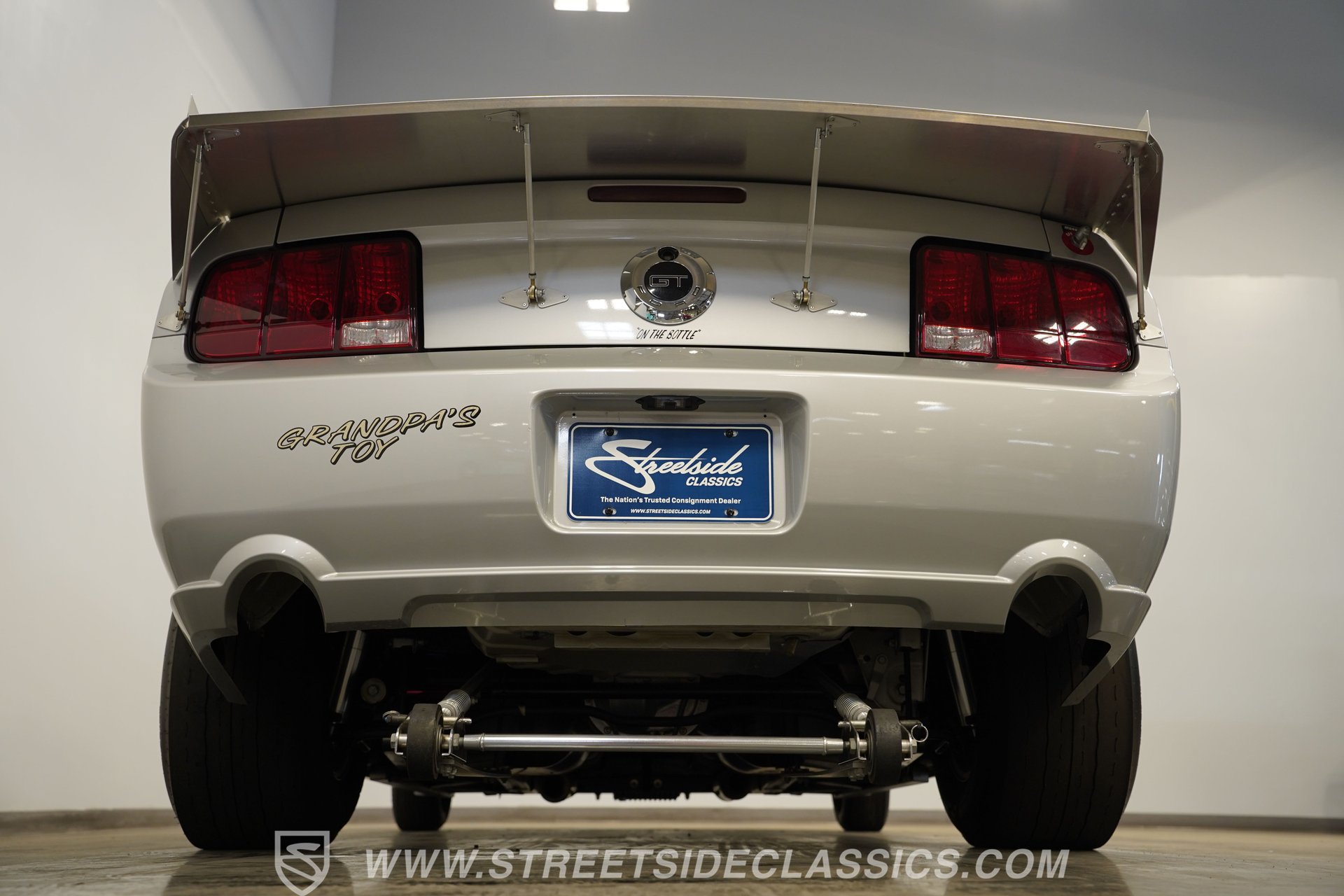Used 2006 Ford Mustang GT RWD image 32