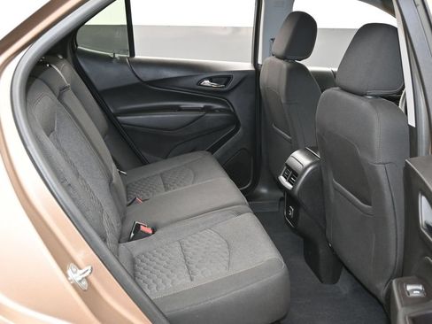 Used 2019 Chevrolet Equinox LT FWD image 30