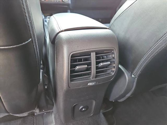 Used 2025 Ford Escape ST-Line Select AWD/4WD image 16