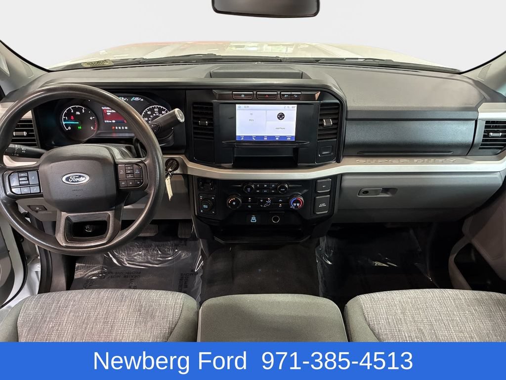 Used 2023 Ford F350 XLT w/ FX4 Off-Road Package AWD/4WD image 18