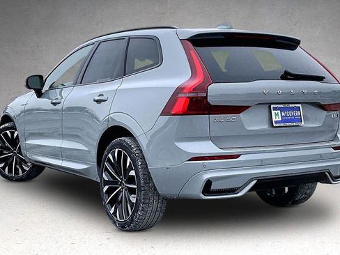 New 2026 Volvo XC60 B5 Ultra w/ Protection Package Premier AWD/4WD image 3