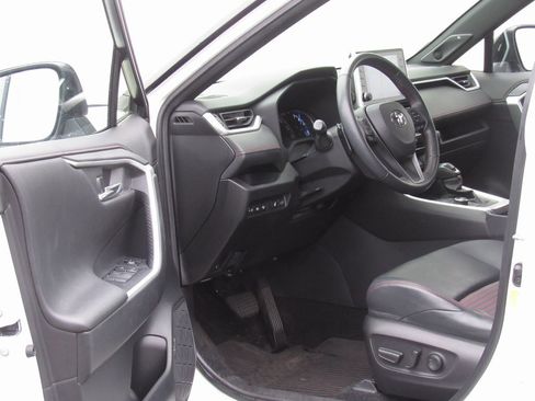Certified 2022 Toyota RAV4 XSE image 12