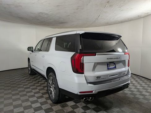 New 2026 GMC Yukon XL Denali w/ Denali Reserve Package image 4