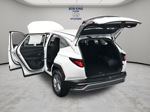 New 2026 Hyundai Tucson SE AWD/4WD image 17