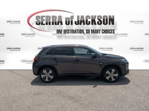 Used 2020 Mitsubishi Outlander Sport AWD image 9