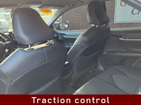 Used 2024 Toyota Camry SE image 13