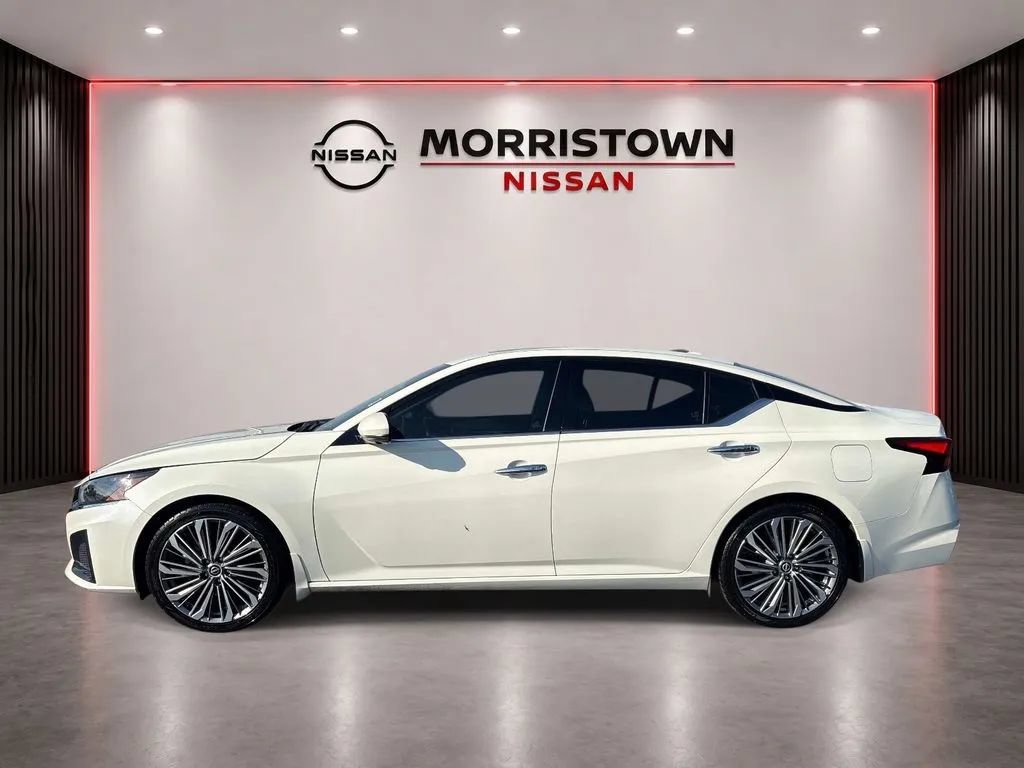 Used 2024 Nissan Altima 2.5 SL FWD image 6