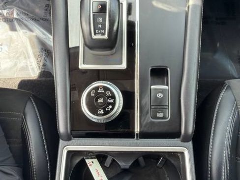 Used 2024 Mitsubishi Outlander SE Black Edition AWD/4WD image 24