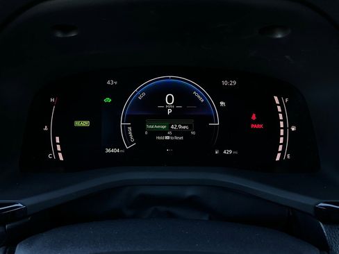 Used 2025 Toyota Camry LE image 36