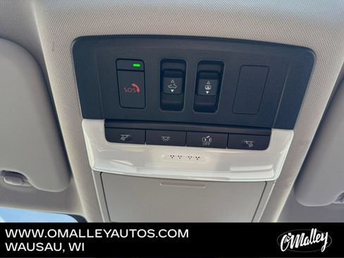 Used 2024 Nissan Rogue SL w/ SL Premium Package image 24