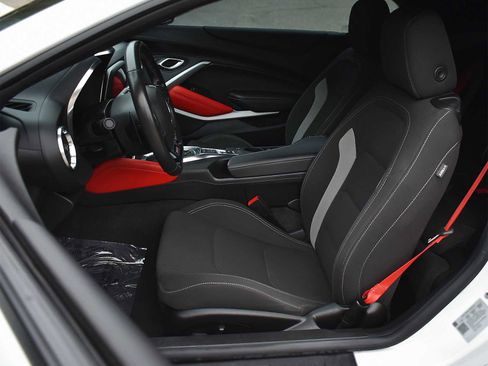 Used 2020 Chevrolet Camaro SS image 14