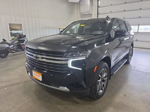 Used 2021 Chevrolet Tahoe LT w/ LT Signature Package AWD/4WD image 4