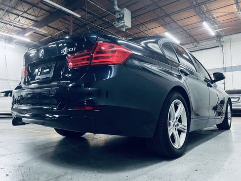 Used 2015 BMW 320i Sedan RWD image 9