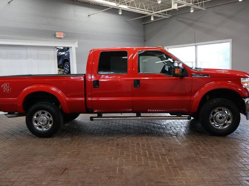 Used 2016 Ford F250 XLT w/ XLT Premium Package AWD/4WD image 8
