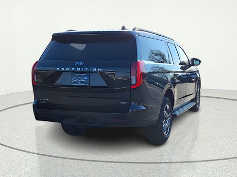 New 2026 Ford Expedition Max Active AWD/4WD image 8