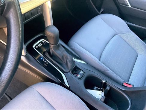 Used 2025 Toyota Corolla Cross AWD Hybrid image 17