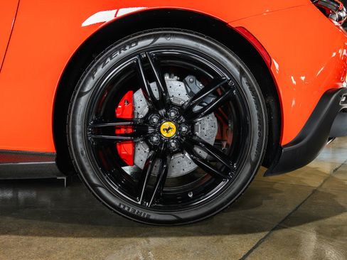 Used 2021 Ferrari Roma RWD image 30