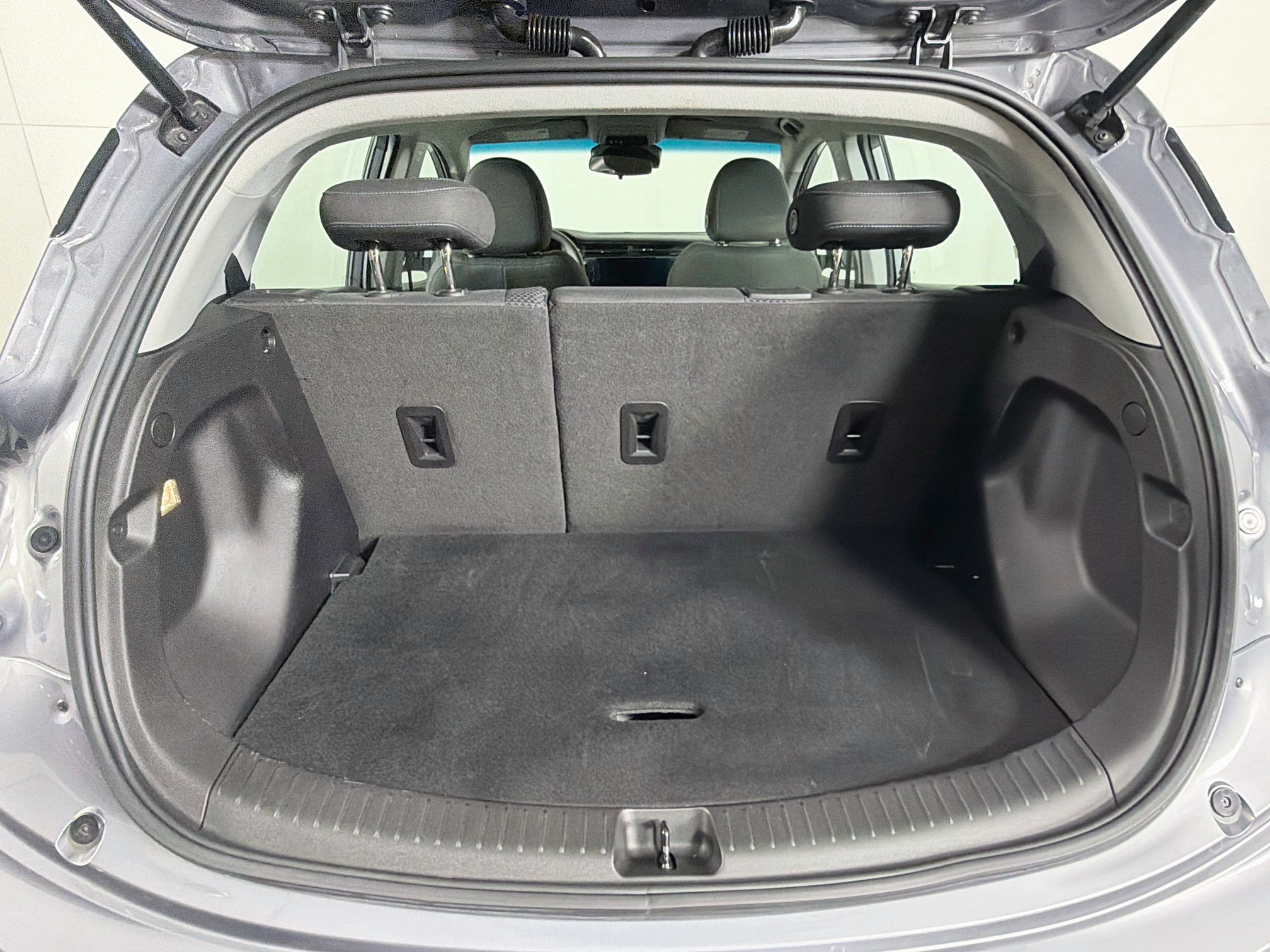 Used 2023 Chevrolet Bolt LT FWD image 26