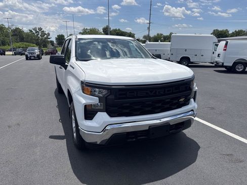 Used 2023 Chevrolet Silverado 1500 W/T w/ WT Value Package AWD/4WD image 7