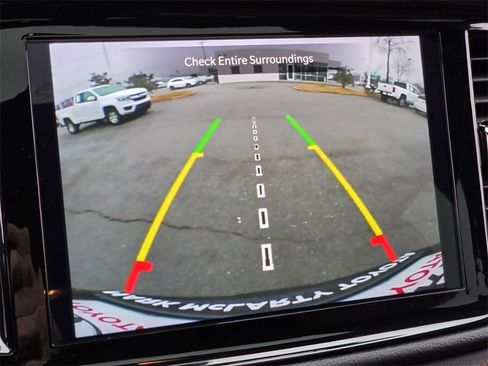 Used 2024 Dodge Durango GT image 19