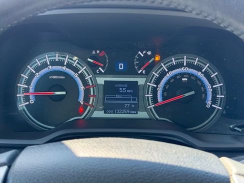 Used 2016 Toyota 4Runner SR5 AWD/4WD image 25