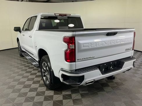Used 2026 Chevrolet Silverado 1500 High Country w/ Technology Package AWD/4WD image 4