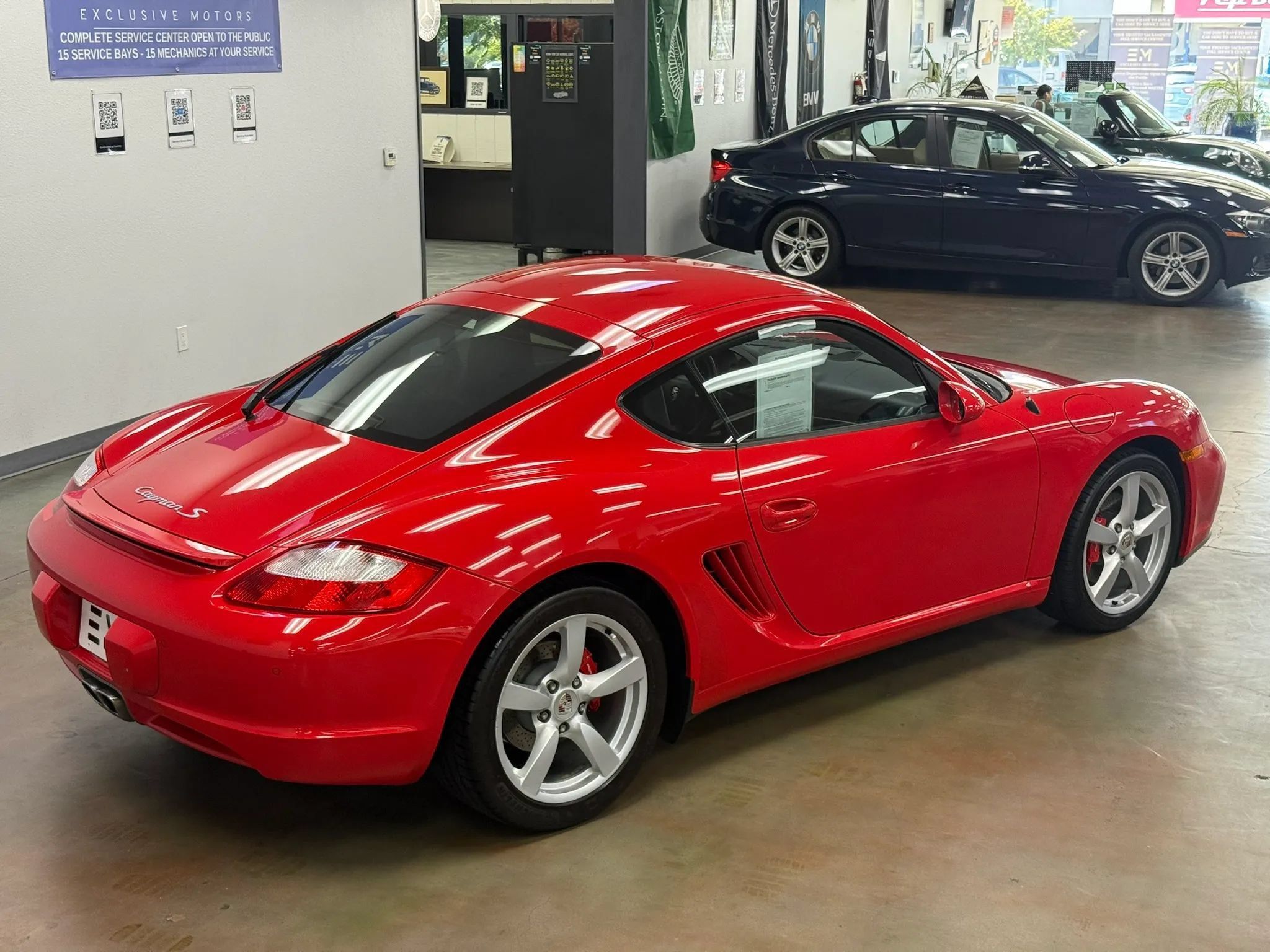 Used 2006 Porsche Cayman S RWD image 5