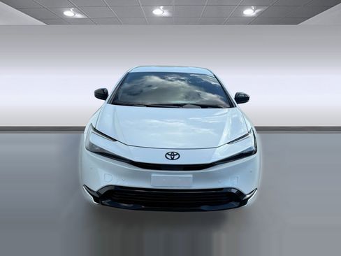 Used 2026 Toyota Prius image 5