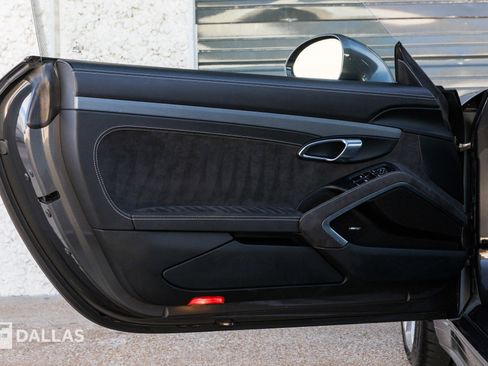 Used 2019 Porsche 911 GT3 image 21