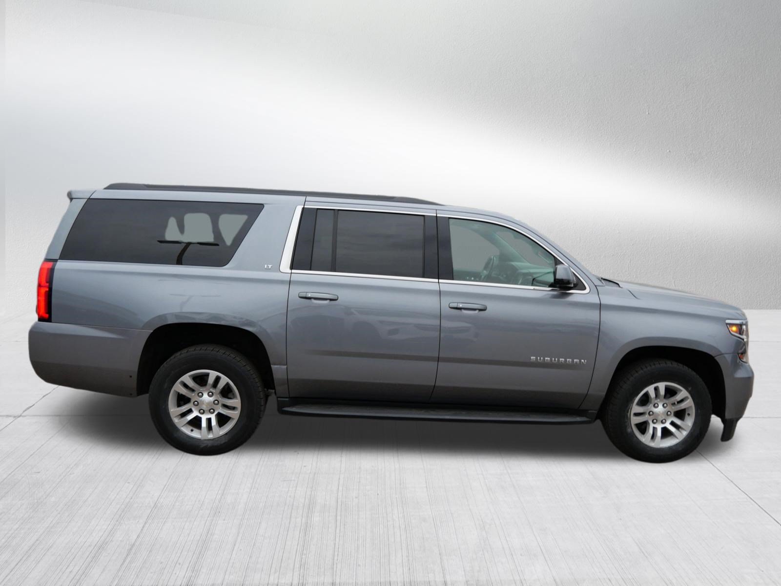Used 2019 Chevrolet Suburban LT AWD/4WD image 8