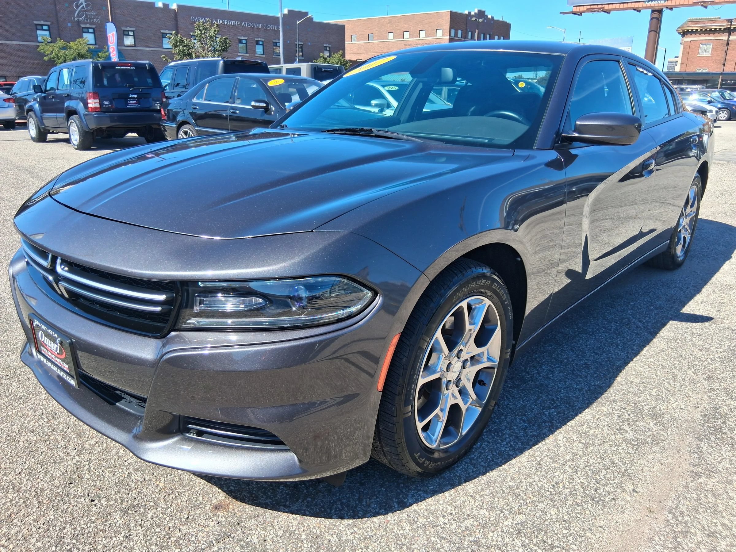 Used 2017 Dodge Charger SE w/ Popular Equipment Group AWD/4WD image 3