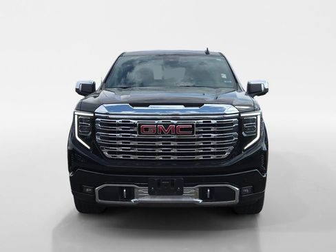 Used 2024 GMC Sierra 1500 Denali w/ Denali Reserve Package AWD/4WD image 9