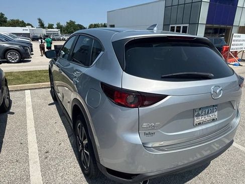 Used 2018 MAZDA CX-5 Touring w/ Preferred Equipment Package AWD/4WD image 16