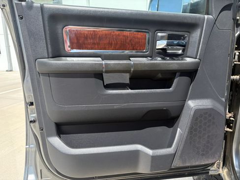 Used 2010 Dodge Ram 2500 Truck Laramie w/ Chrome Accents Group AWD/4WD image 23