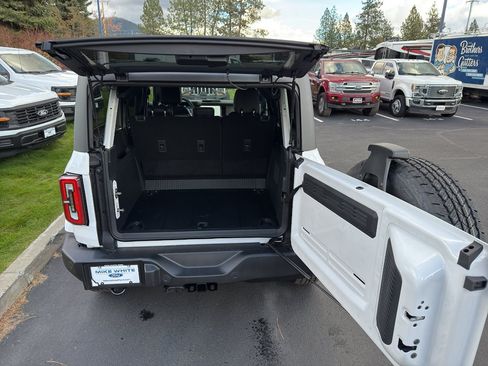 New 2025 Ford Bronco Outer Banks AWD/4WD image 31